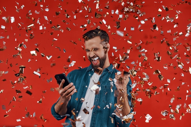 问鼎娱乐中心app：开启极致线上娱乐新体验